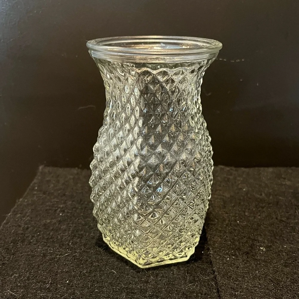 Vintage Hoosier Glass Diamond Point Hobnail Glass Vase - Clear - Picture 4 of 13
